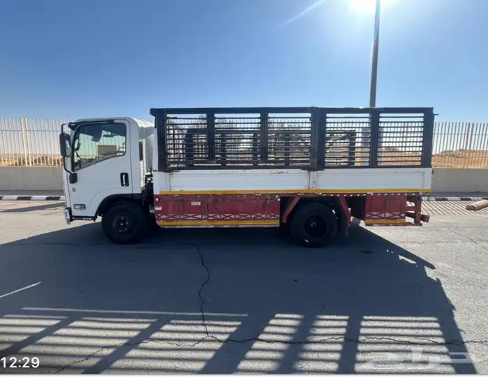 ايسوزو دينا للبيع   2010 2