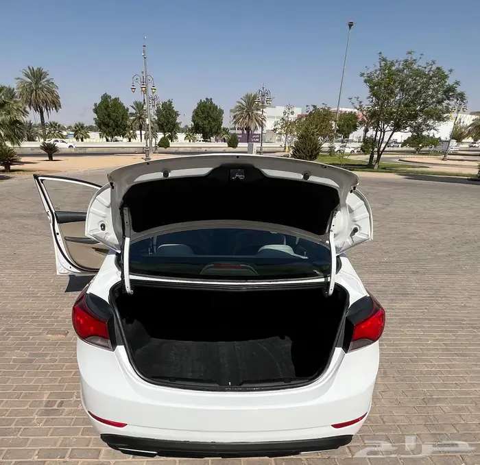 هيونداي النترا 12