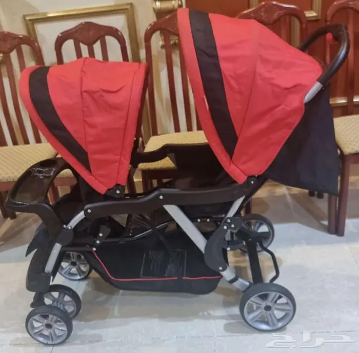 عربة اطفال مزدوجه بمقعدين ماركه جونيور 3