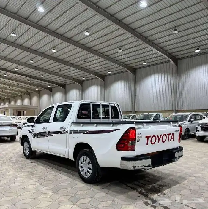 تويوتا هايلكس غمارتين GL ديزل موديل 2025 - 4 5