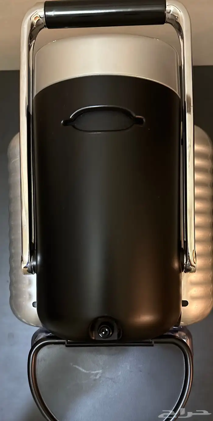 مكينه قهوه نسبرسو Nespresso Zenius نظيفه شبه جديده ك 1