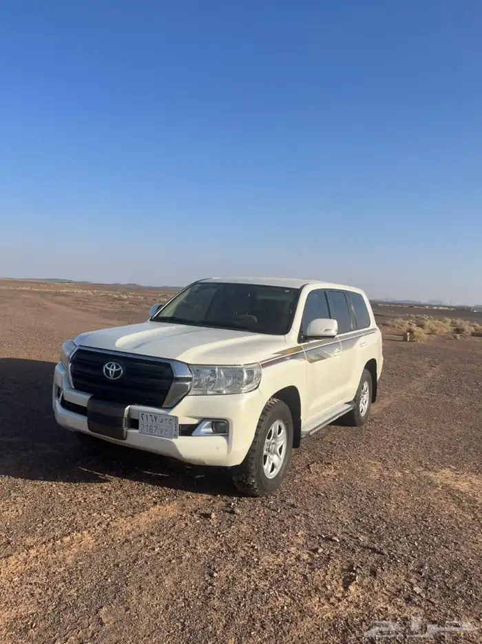 جيب لاندكروزر 7