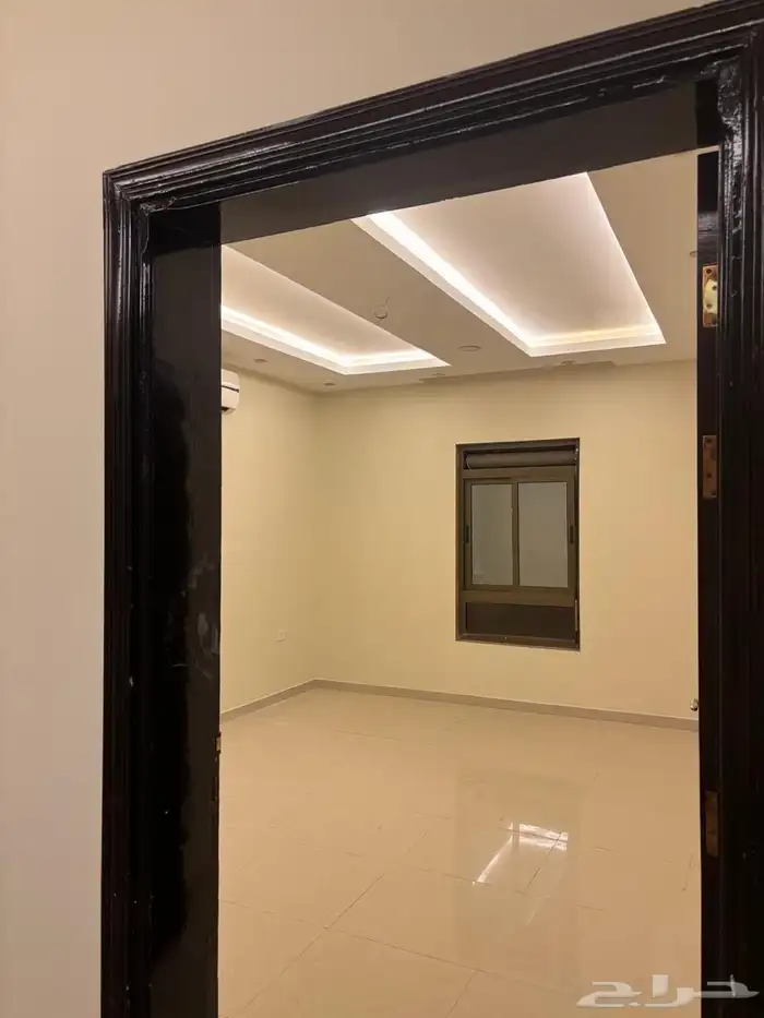 شقه اجار شارع البخاري خلف طازه عوائل 1