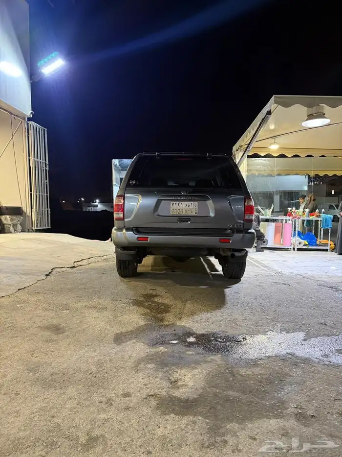 للبيع جيب باثفندر 2005 1