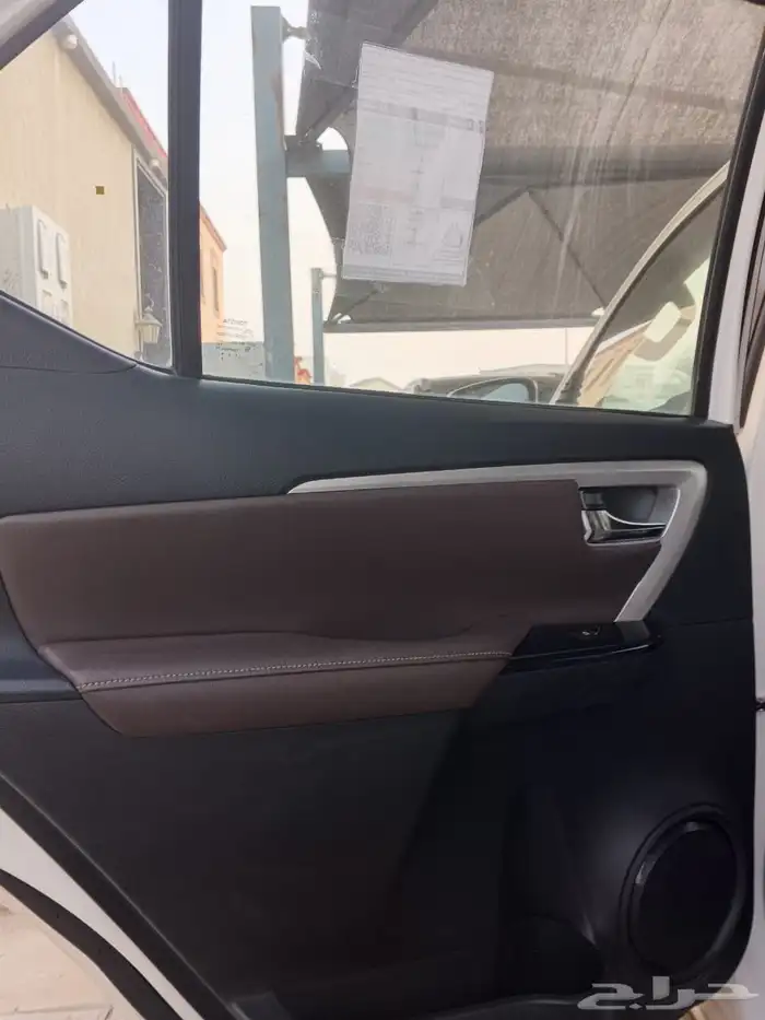 للبيع سياره تويوتا فورتشنر VX3 2