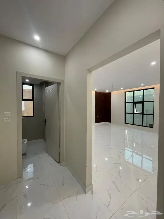 شقة للبيع اربع غرف مخطط ولي العهد 1 2