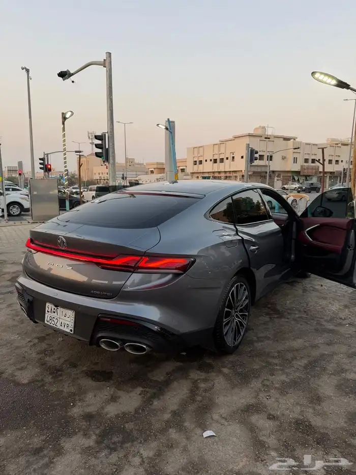 MG7 2025 فل الفل ماشي 4000 كيلو فقط 24