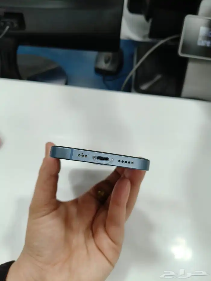 ايفون 14 العادي 256 جيجا 4