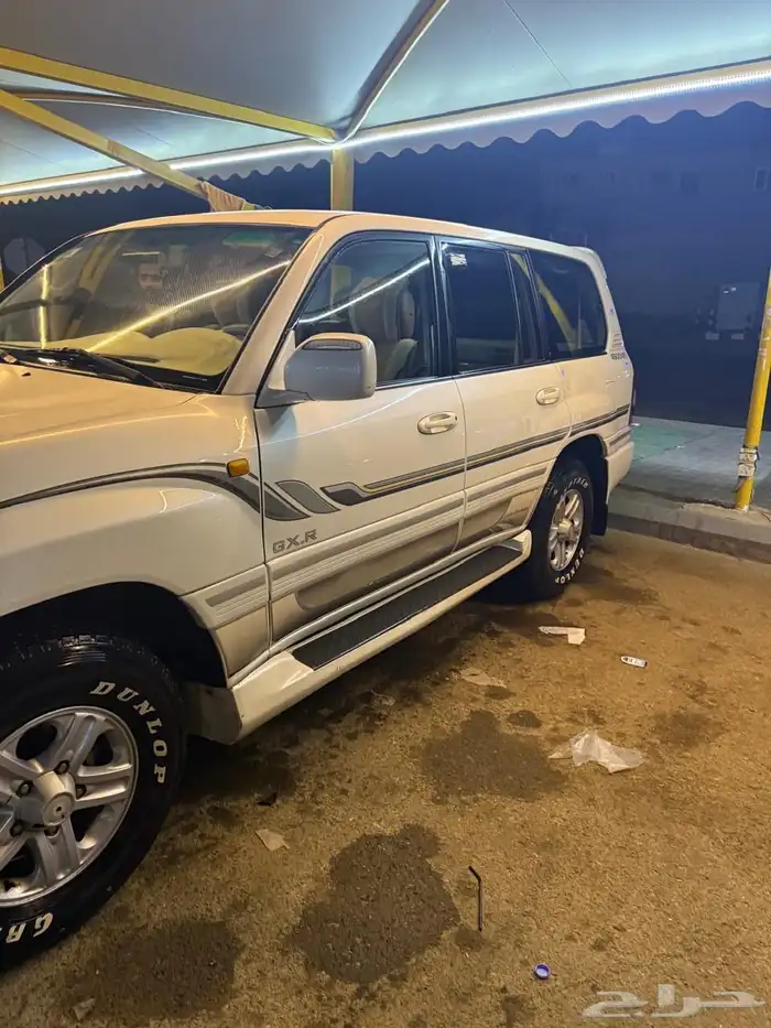 لاندكروزر GXR 6 سلندر 2006 أبيض لؤلؤي للبيع 15