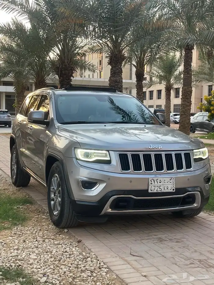 جراند شروكي 8 سلندر مخزن ماشي 92000 موديل 2014 1