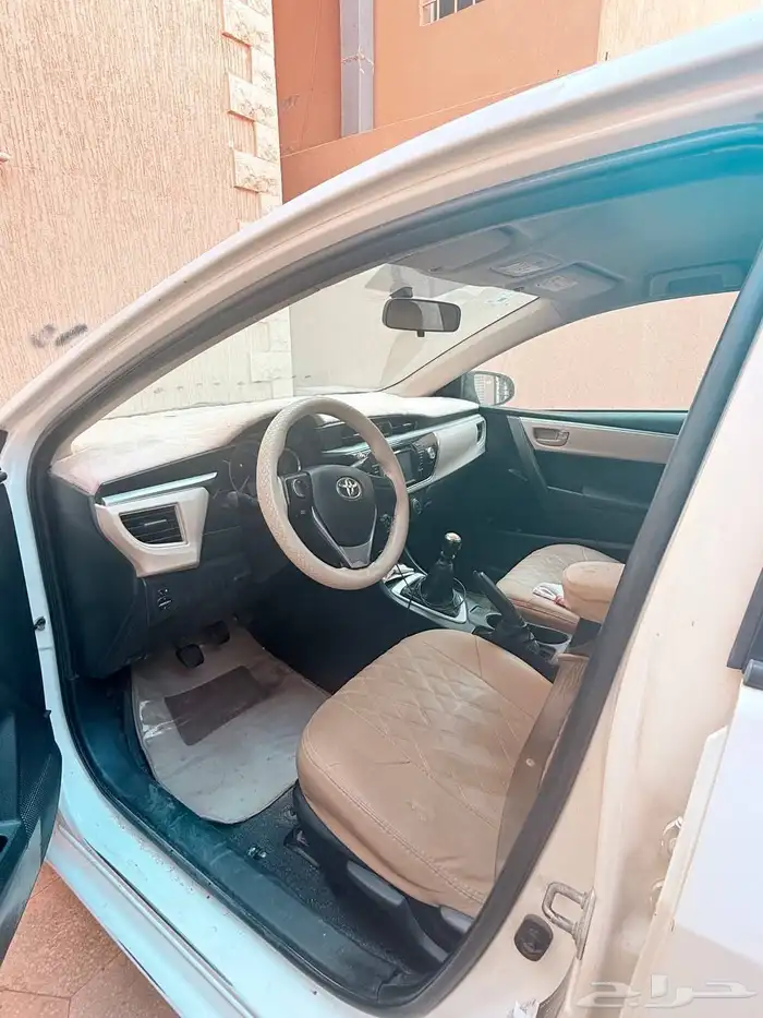 كورلا 2015 قير عادي للبيع نظيف جدا 4