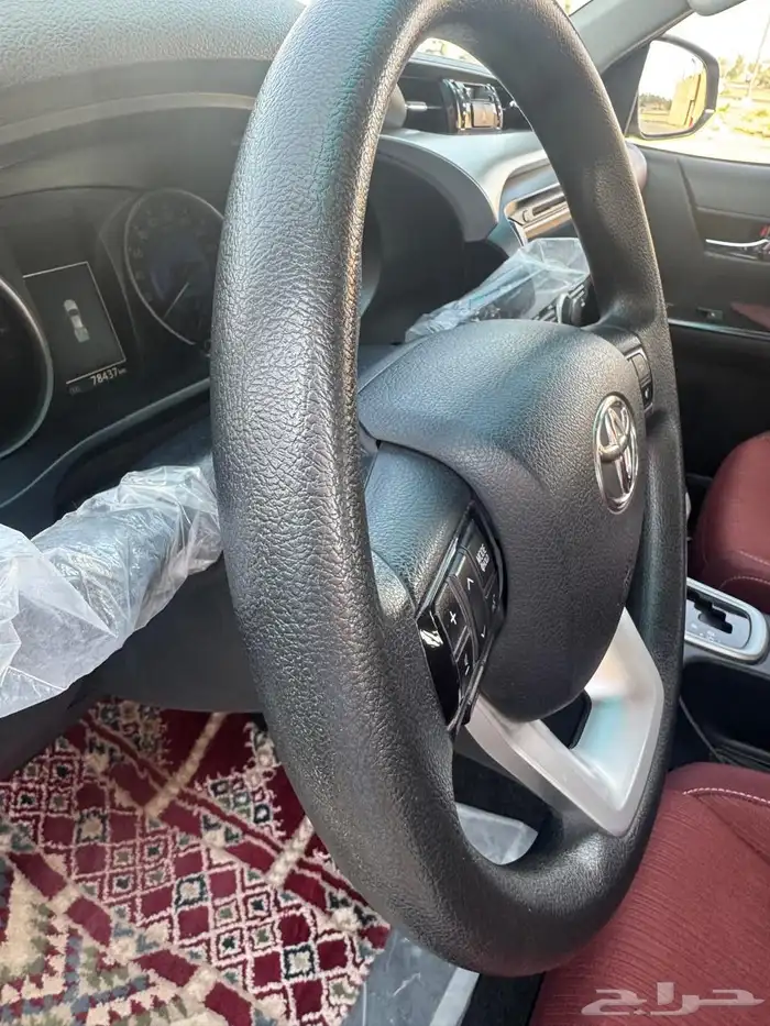 للبيع هايلكس 2017 دبل فل كامل تماتيك 10