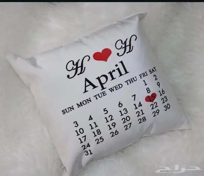 طباعة مخدة بالاسم 32