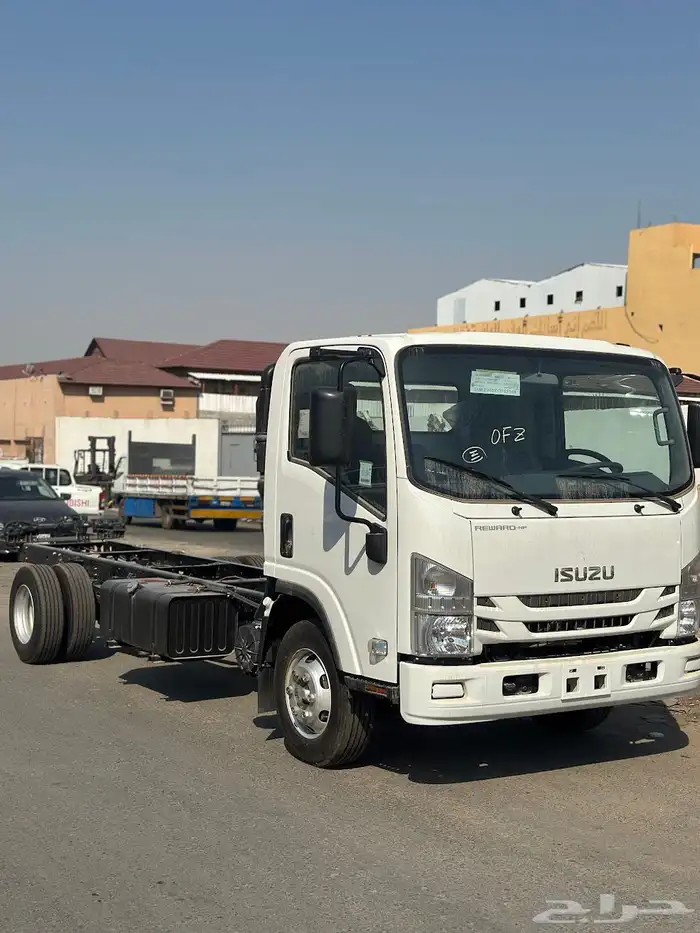 ايسوزو دينه 5 طن شاصيه 5.67م 2024 1