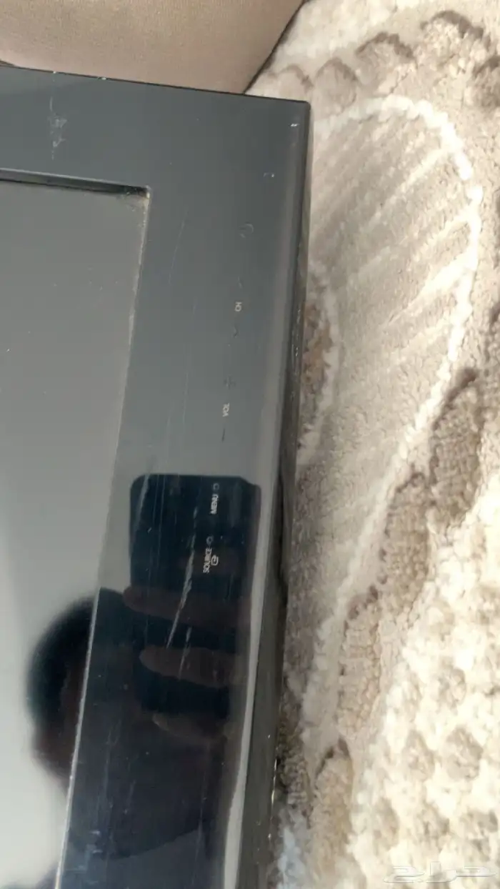 شاشه الشركه سامسونج من النوادر الشاشه لا تشتكي من شيء 4