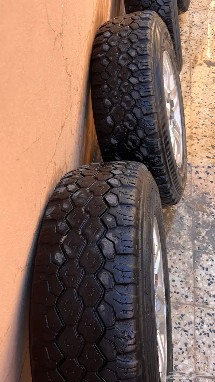 جنوط فكسار للبيع وكفرات 4