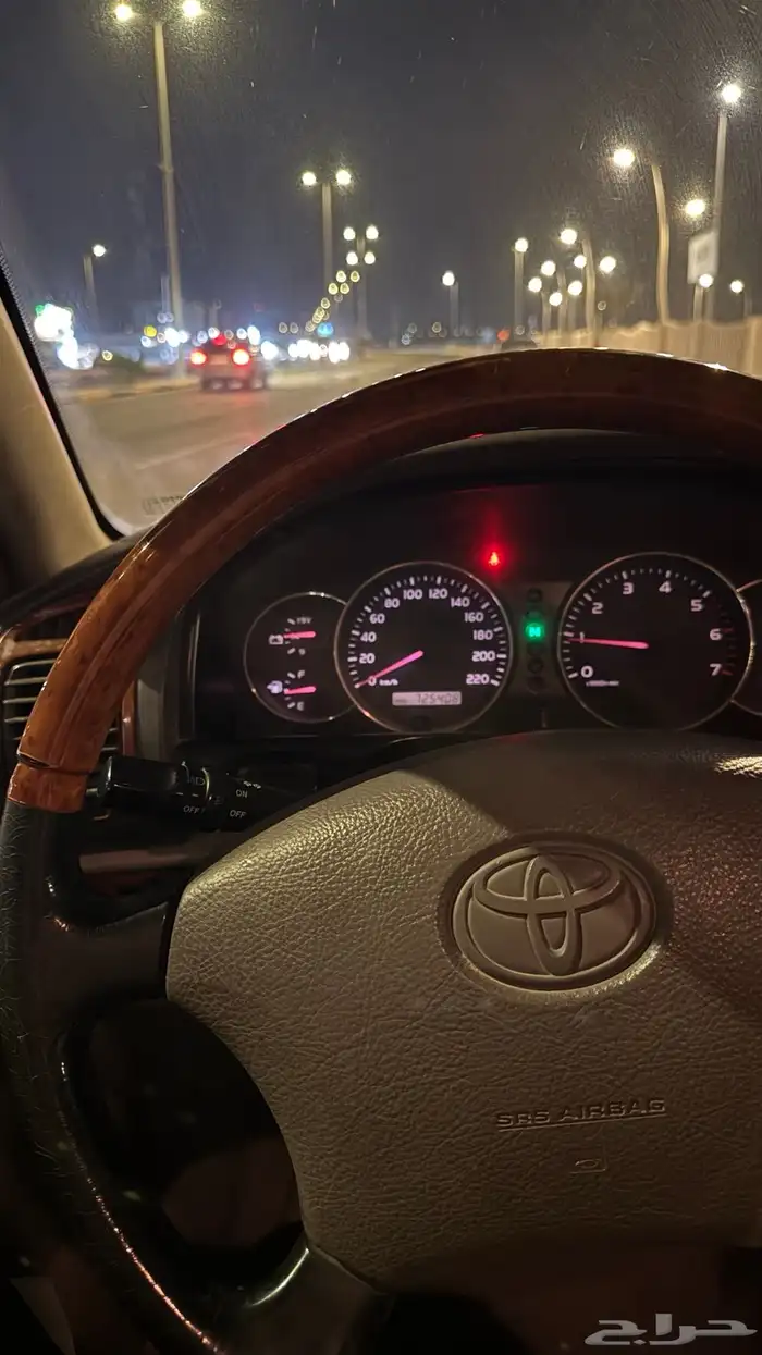 جيب لاندكروزر GXR 6