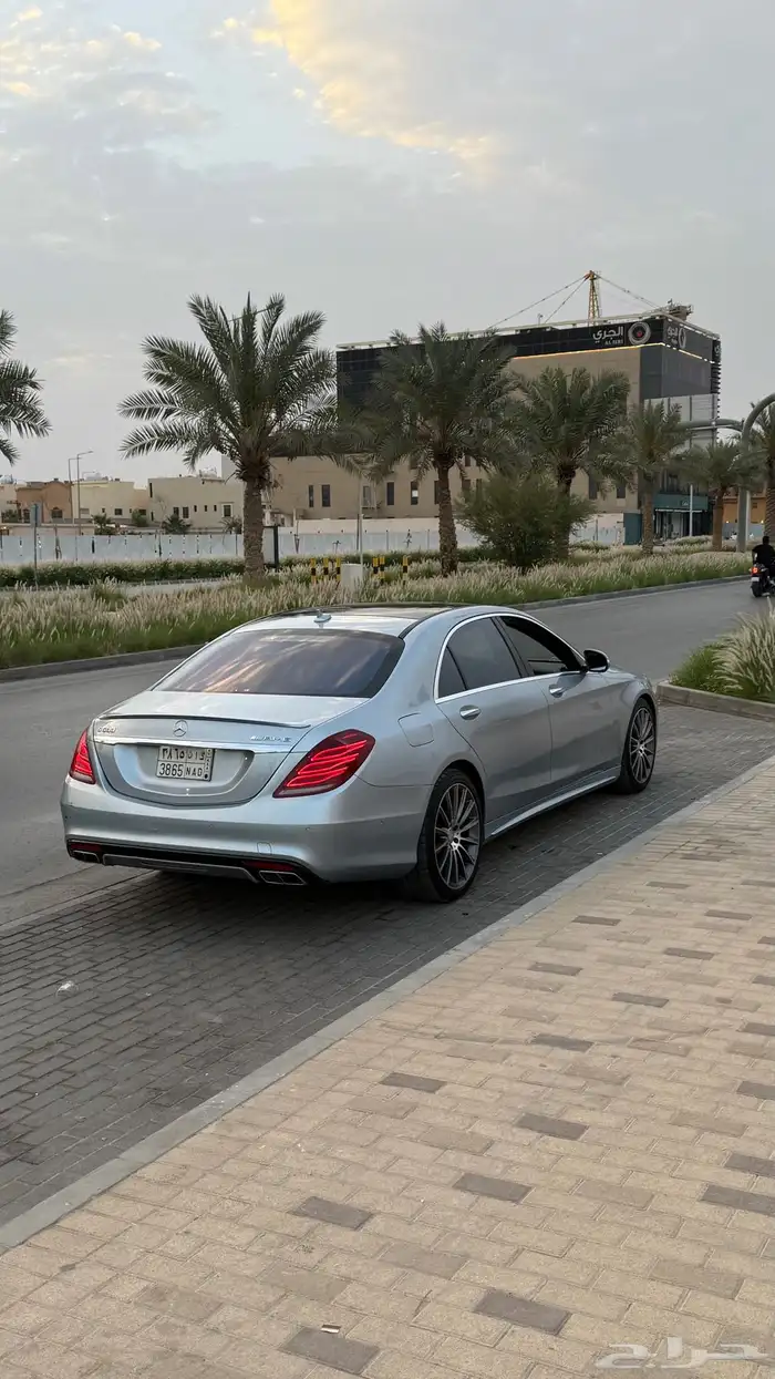 مرسيدس 12