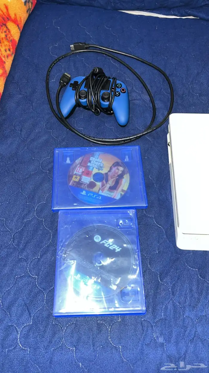 سوني 4 ابيض 3