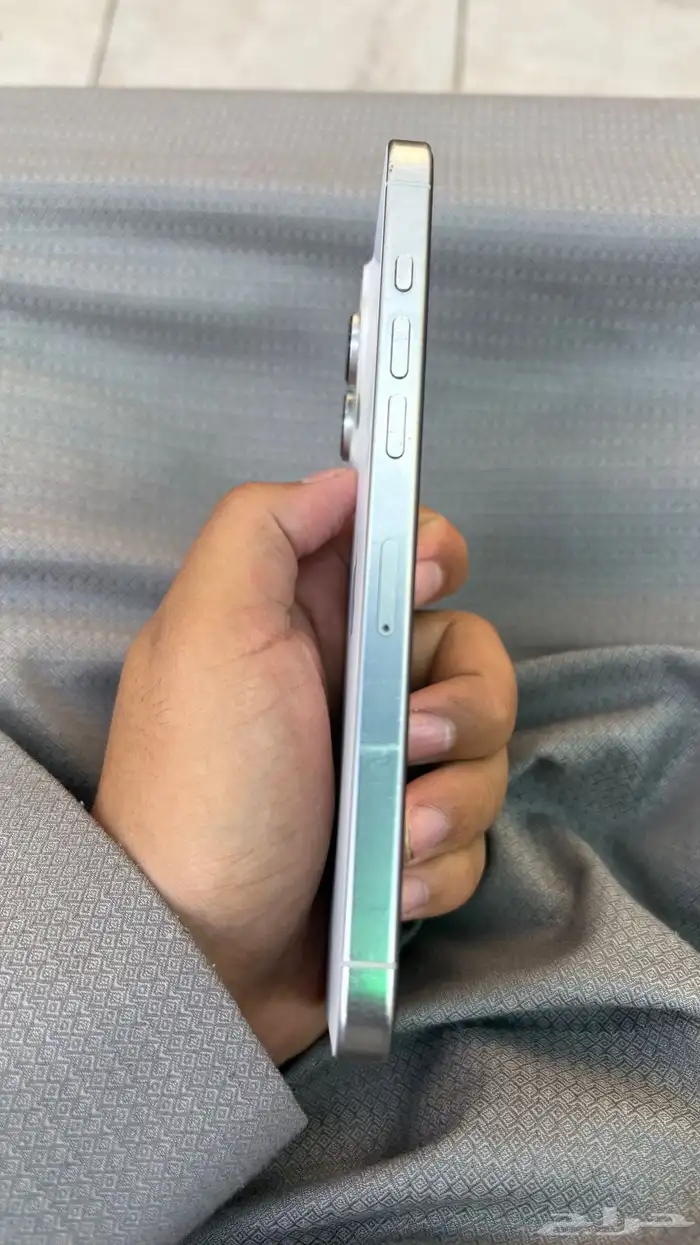 ايفون16 برو ماكس بيع مستعجل 1