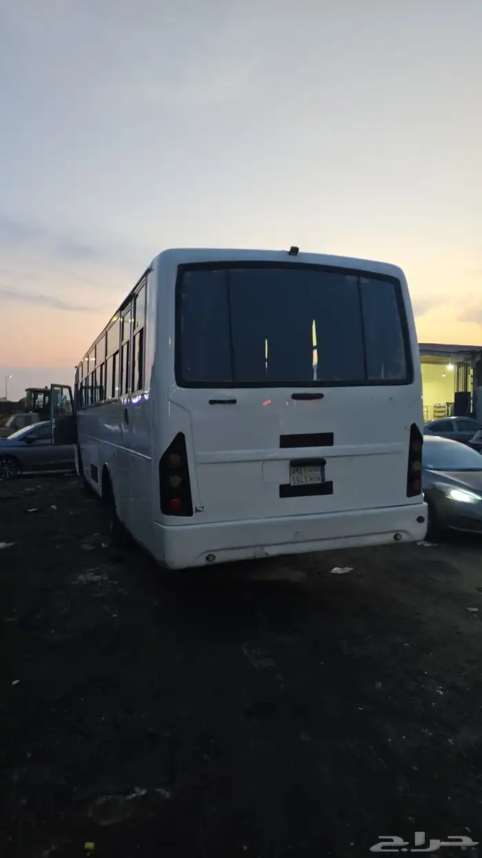 حافله للايجار نقل عماله عدد الكراسي 66 1