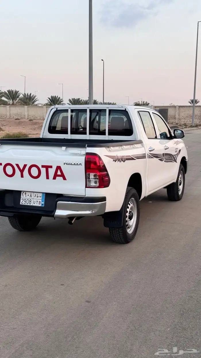 هايلوكس 2025 سلق ديزل 11