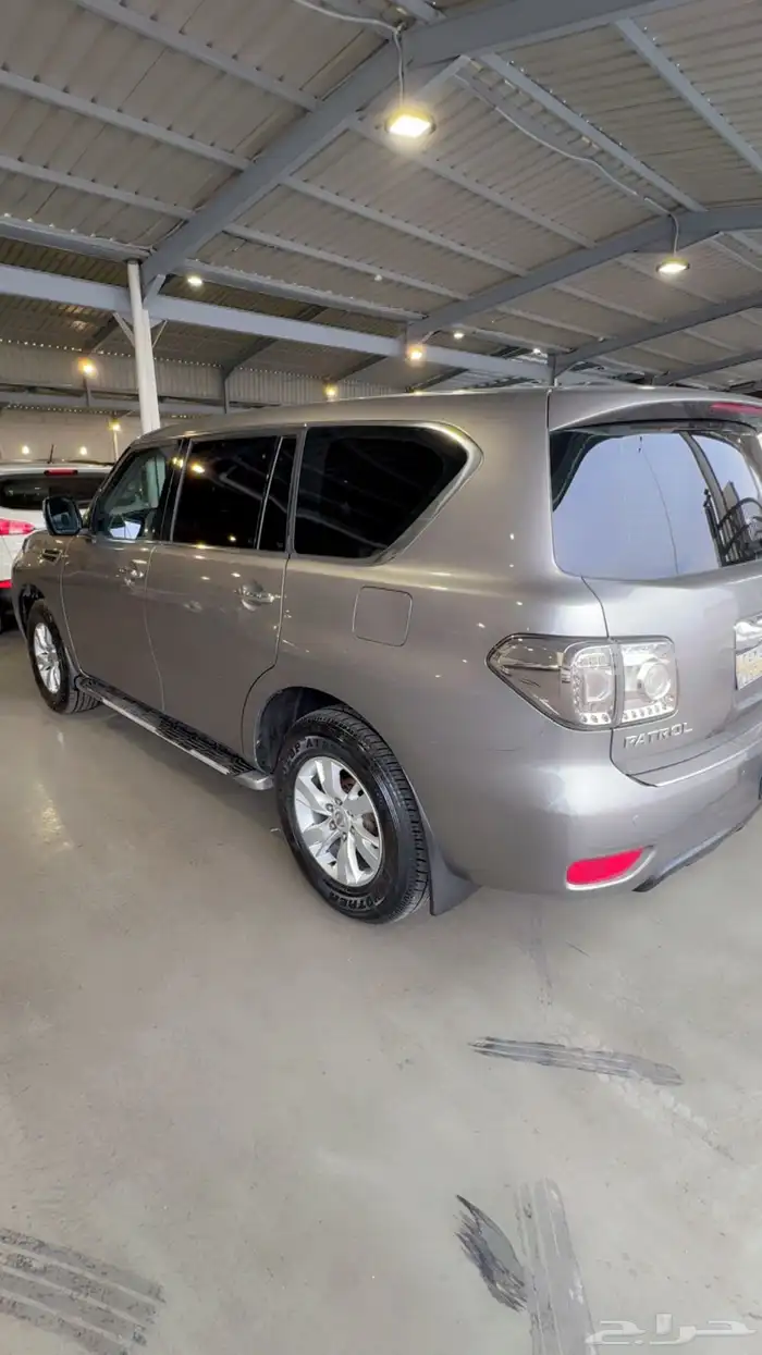 للبيع باترول 2010 فل كامل 8