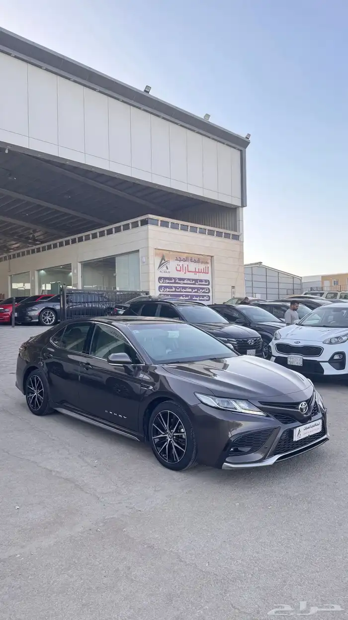 للبيع تويوتا كامري 2022 فل كامل ممشى قليل جدا 1