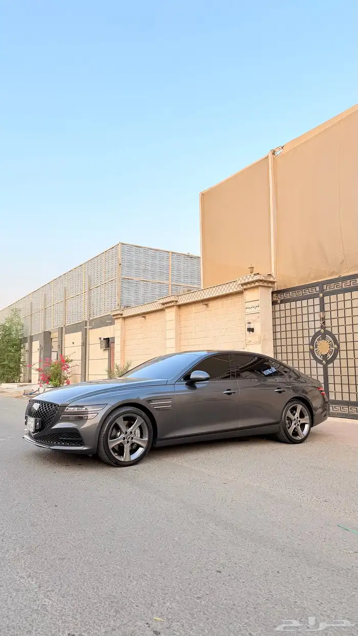 جنسس G80 ( بنزين 6V ) مواصفات خاصه بحالة الوكالة 4