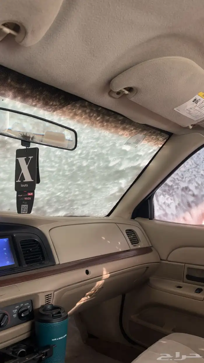 فورد فكتوريا 2010 3