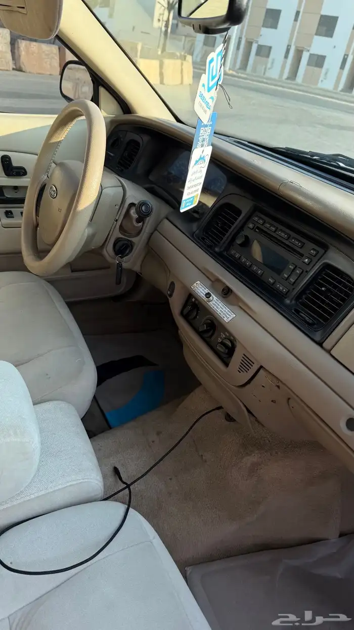 فورد فكتوريا بوليسي 2012 نظيف جدا 12