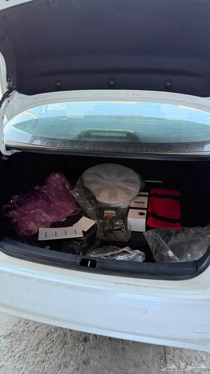 للبيع كورولا 2025 - مكينه 2.0 - عداد 199 كيلو فقط 28