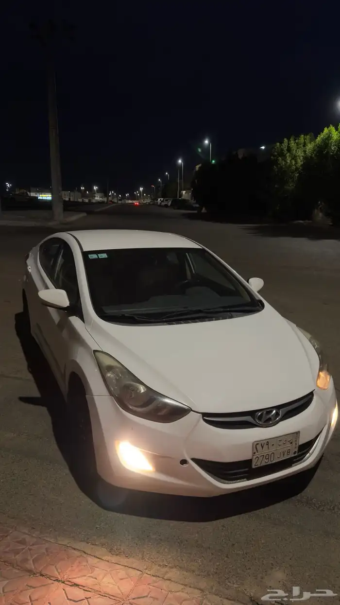 للبيع النتراء 2013 مكينه ( 2000 ) 4