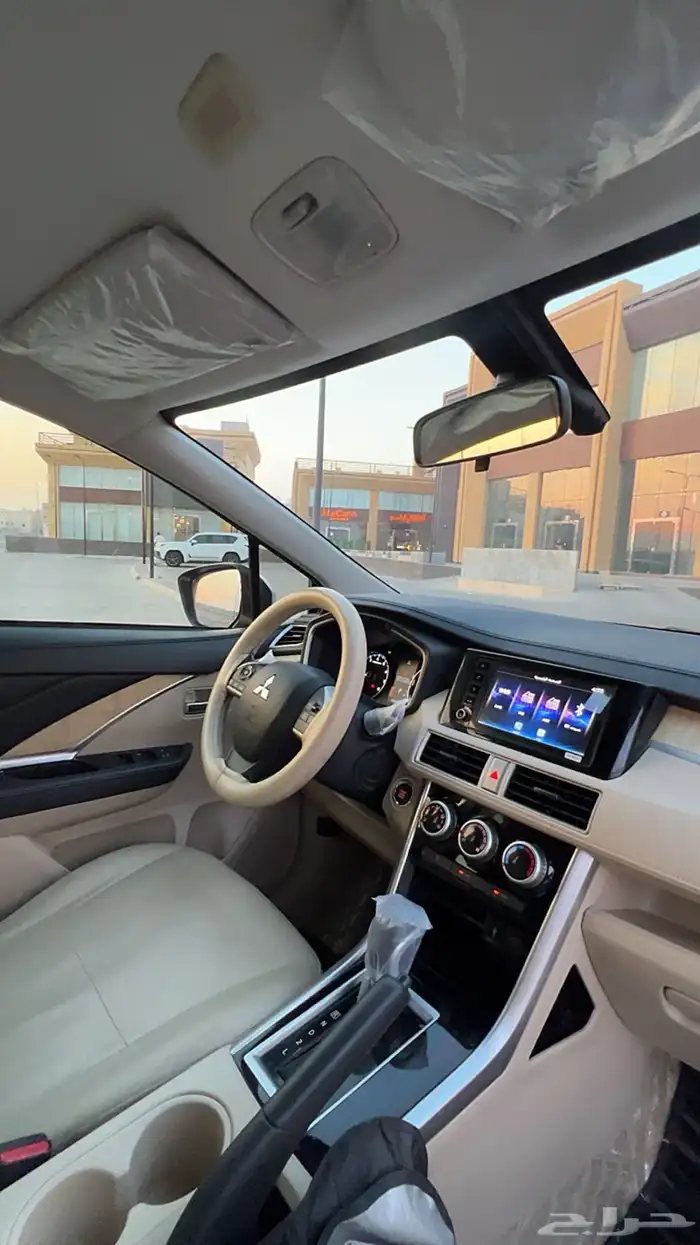 ميسوتبيشي اكسباندر 2023 39