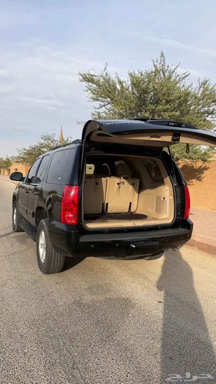 يوكن اسود مخزن 2013 9