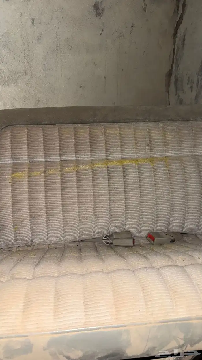 مرتبه جمس موديل 1994 الون رصاصي مفكوكه من ايامه شرط 1