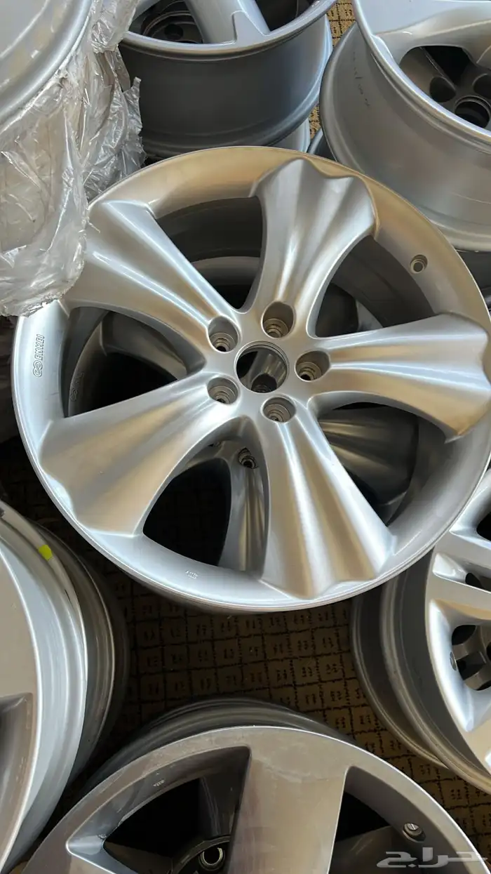 شمعات نيسان مورانو جديد اصلي ارباقات نيسان وجنوط 22