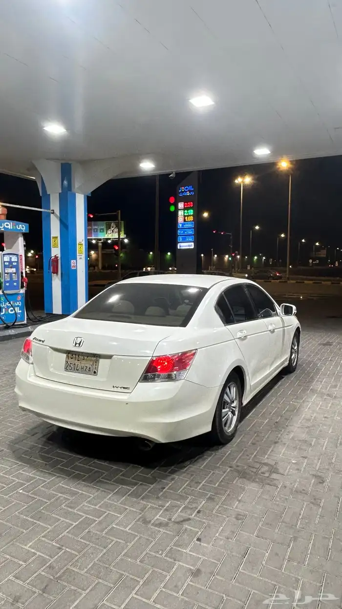هوندا اكورد نضيفه 2