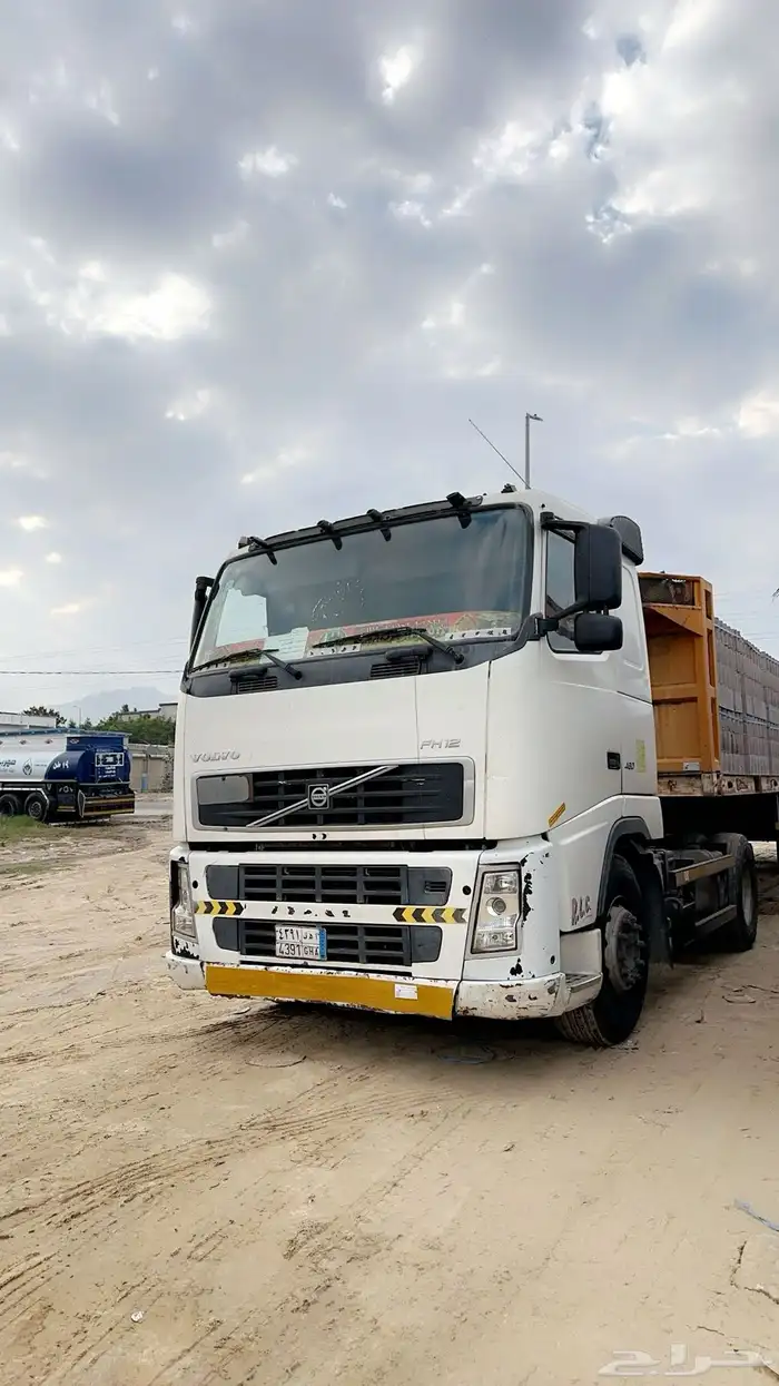 شاحنة فولفو 1