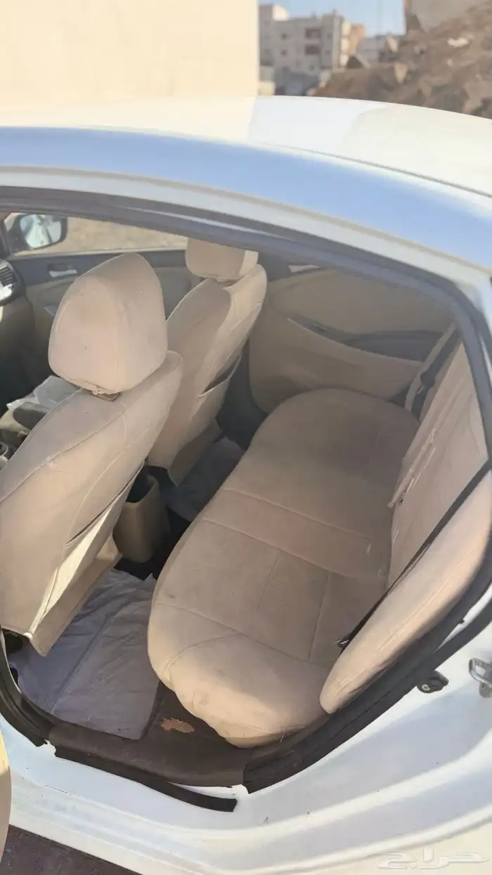 اكسنت 2012 قير عادي 7