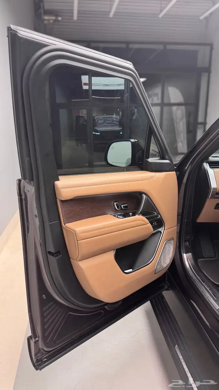 رنج روفر 2023 18