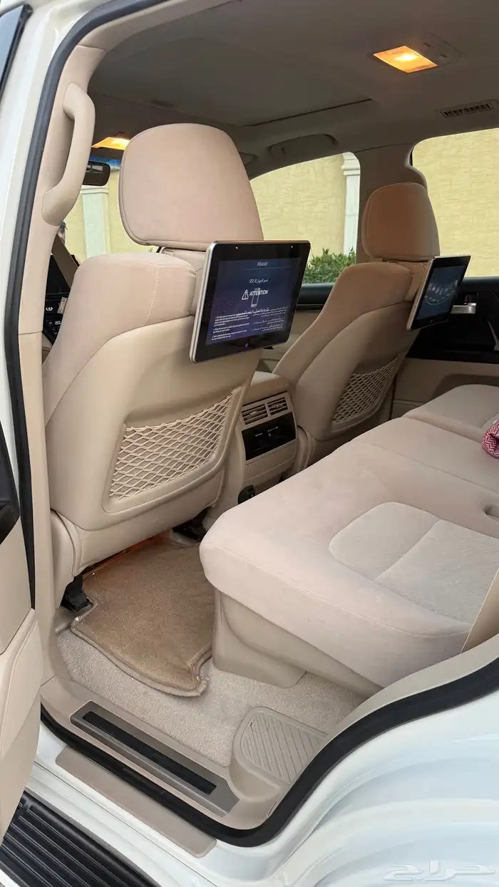 لاندكروزر 2020 تورينق ممشى قليل 14