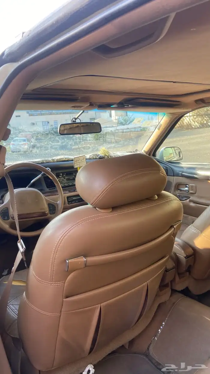 لنكولن_تاون_كار_1997 26