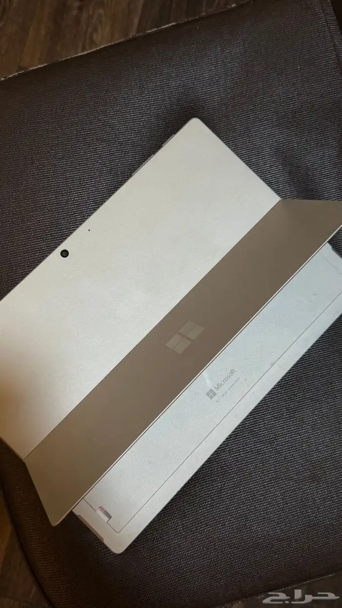 لاب و تابلت مايكروسوفت 1