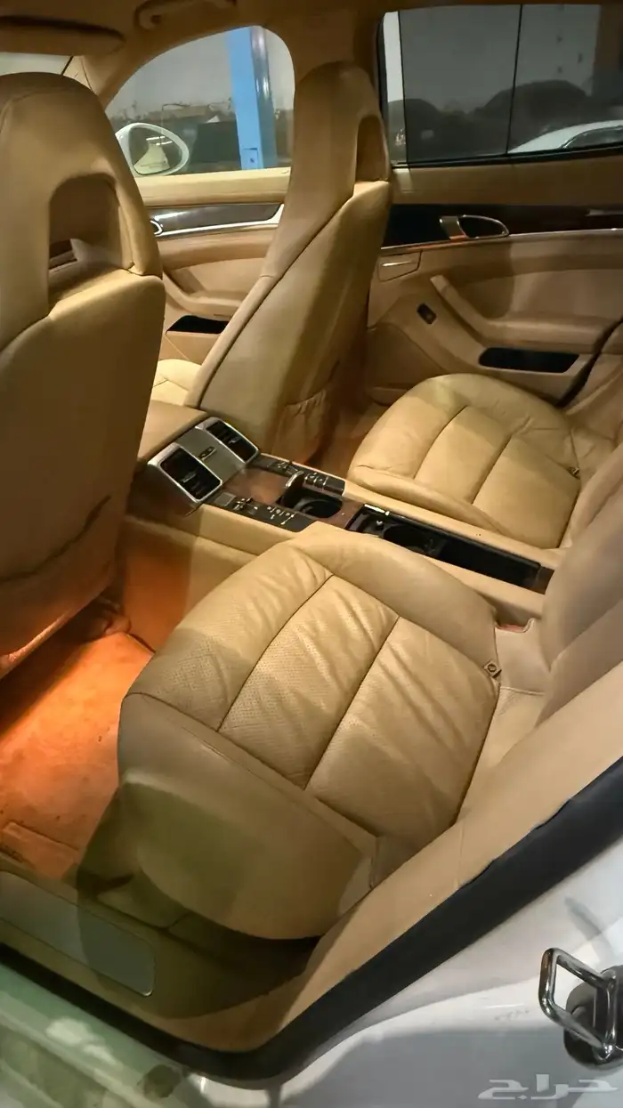 بورش باناميرا 2011 4