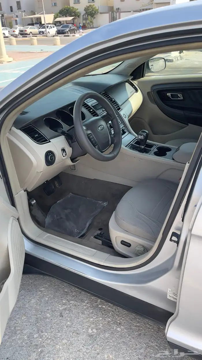 فورد تورس 2010 9