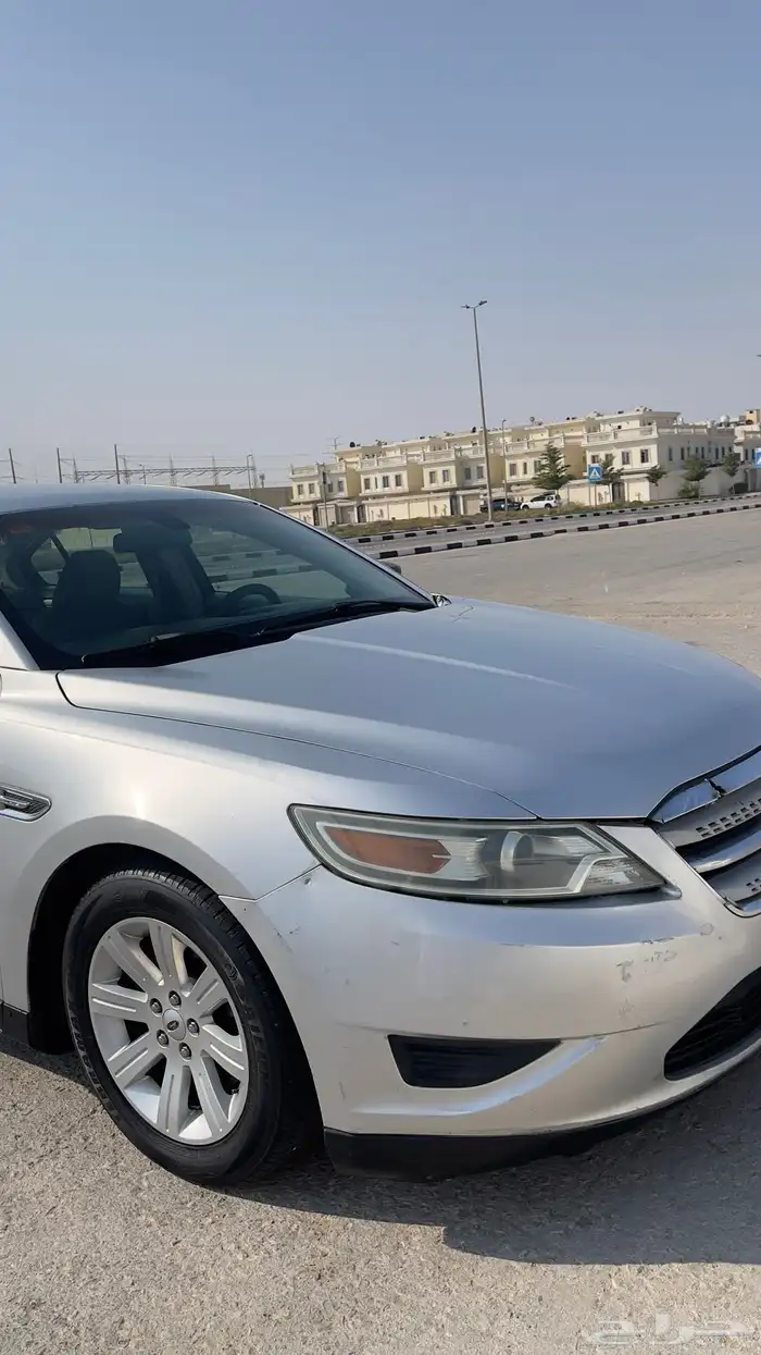 فورد تورس 2010 3