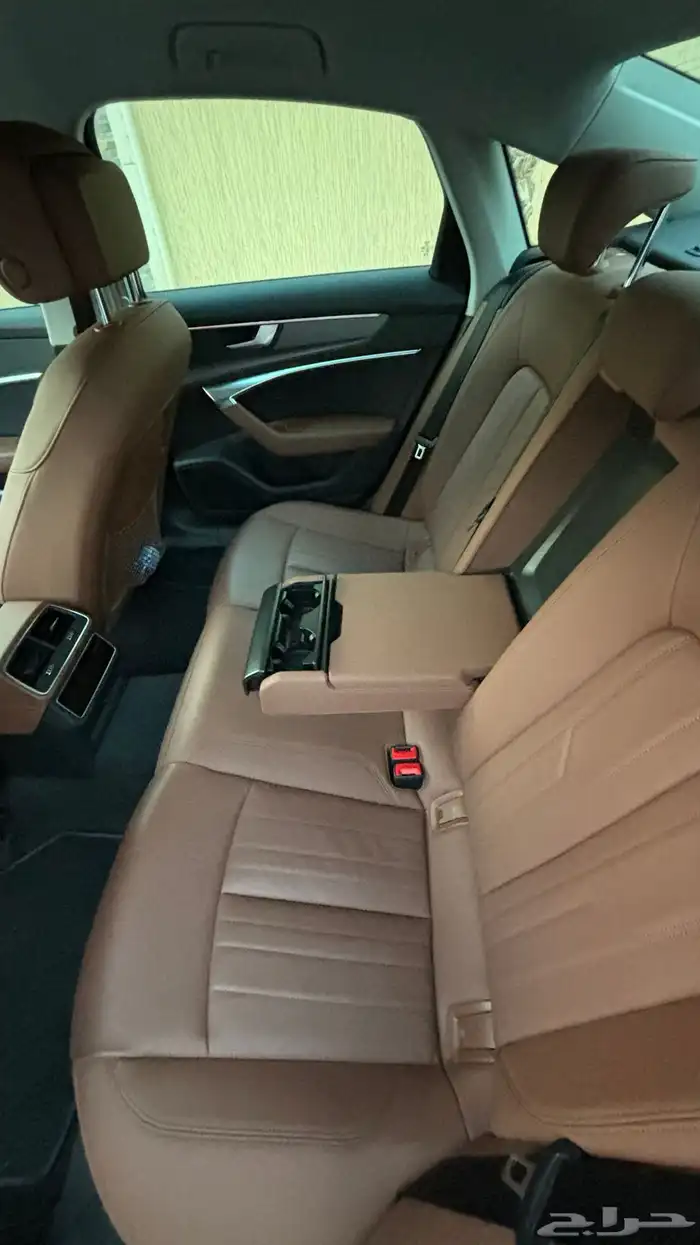اودي A6 2023 نص فل 5