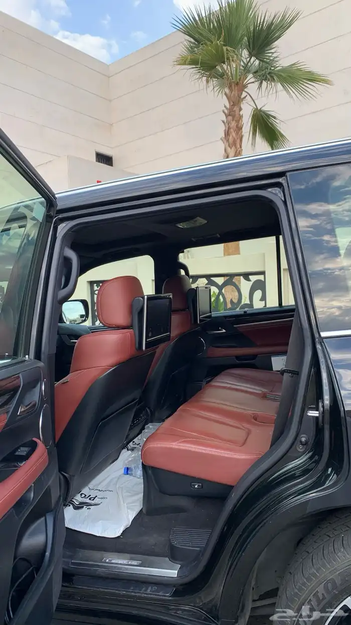 جيب لكزس 2021 10