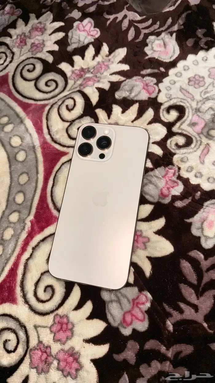 كل الخدوش حمايه الجوال مافيه اي شي بطاريه 97 برو ماكس 1